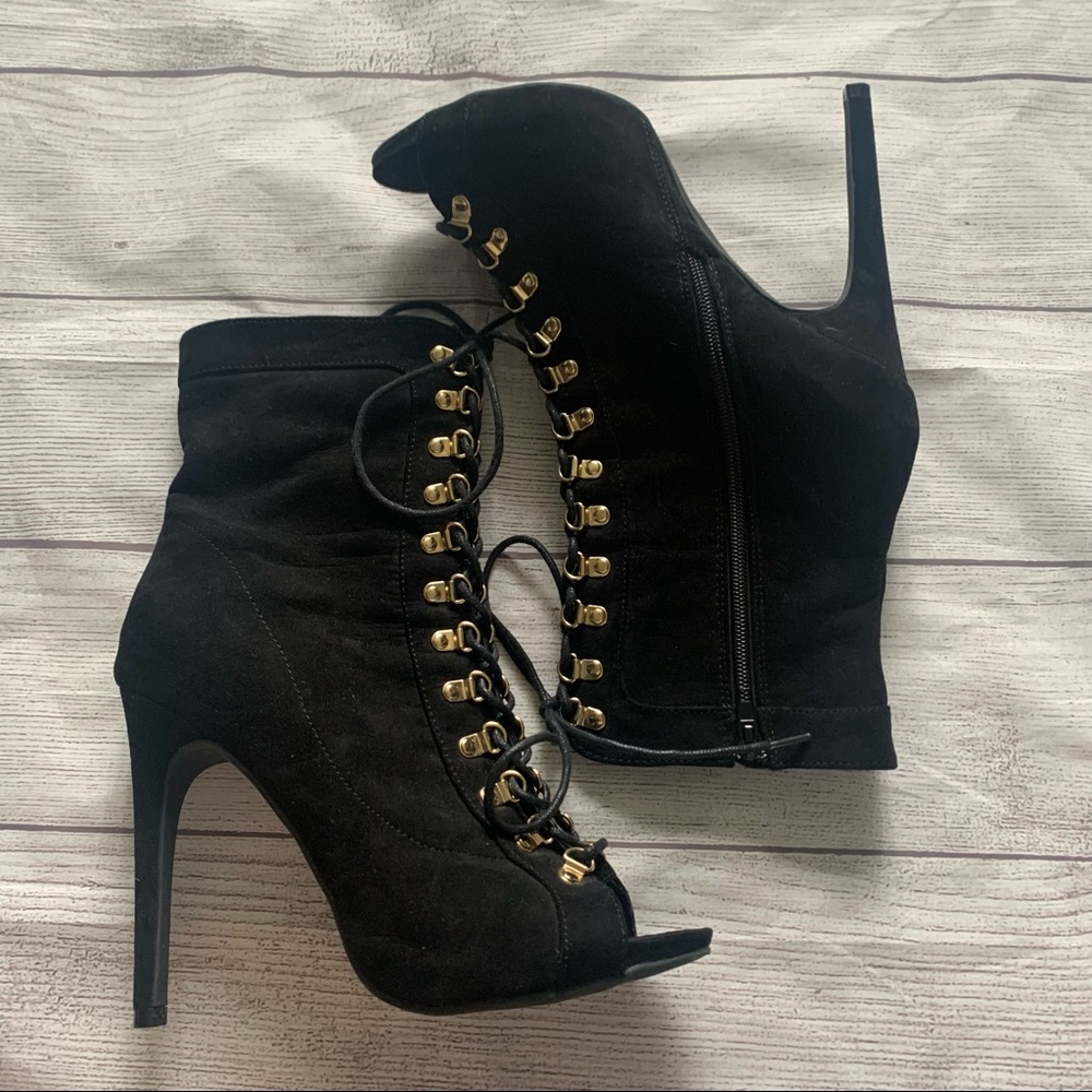 Wild Diva Black Velvet Lace Up Botties - Picture 1 of 5